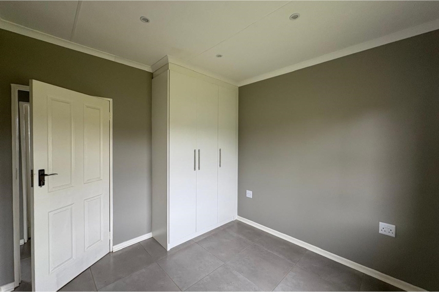 3 Bedroom Property for Sale in Sunnyridge KwaZulu-Natal
