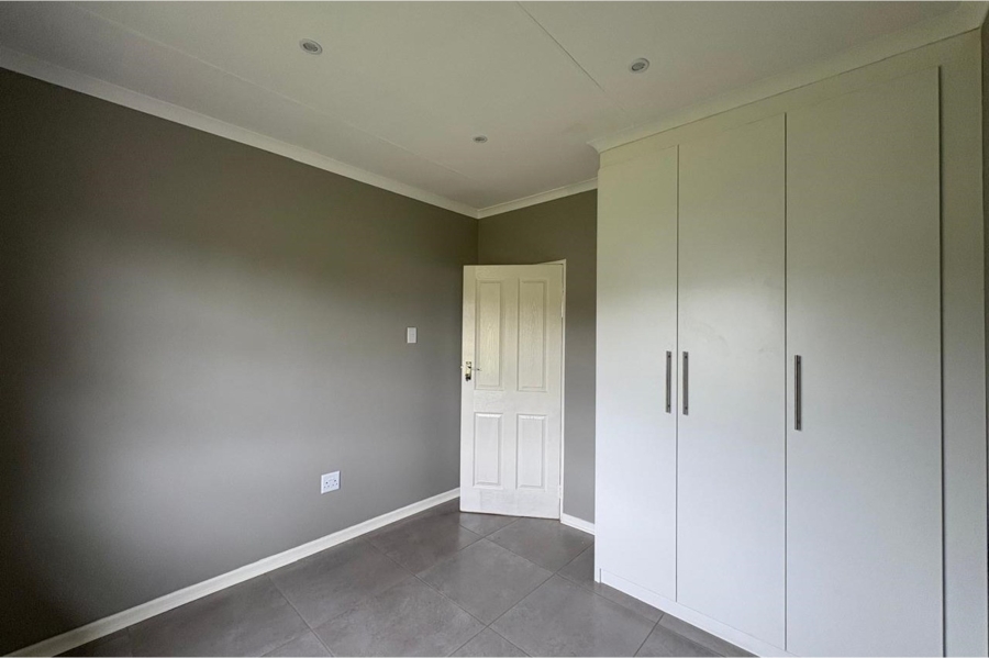 3 Bedroom Property for Sale in Sunnyridge KwaZulu-Natal