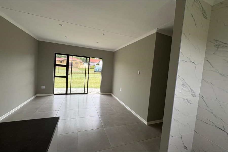 4 Bedroom Property for Sale in Sunnyridge KwaZulu-Natal