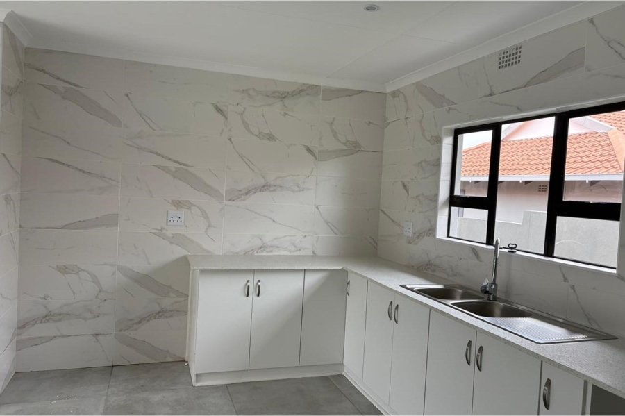 4 Bedroom Property for Sale in Sunnyridge KwaZulu-Natal