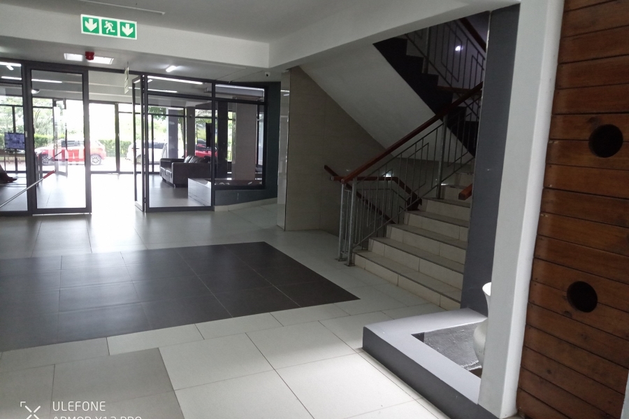 To Let 1 Bedroom Property for Rent in New Town Centre KwaZulu-Natal