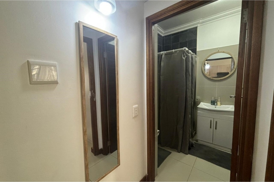 To Let 1 Bedroom Property for Rent in New Town Centre KwaZulu-Natal