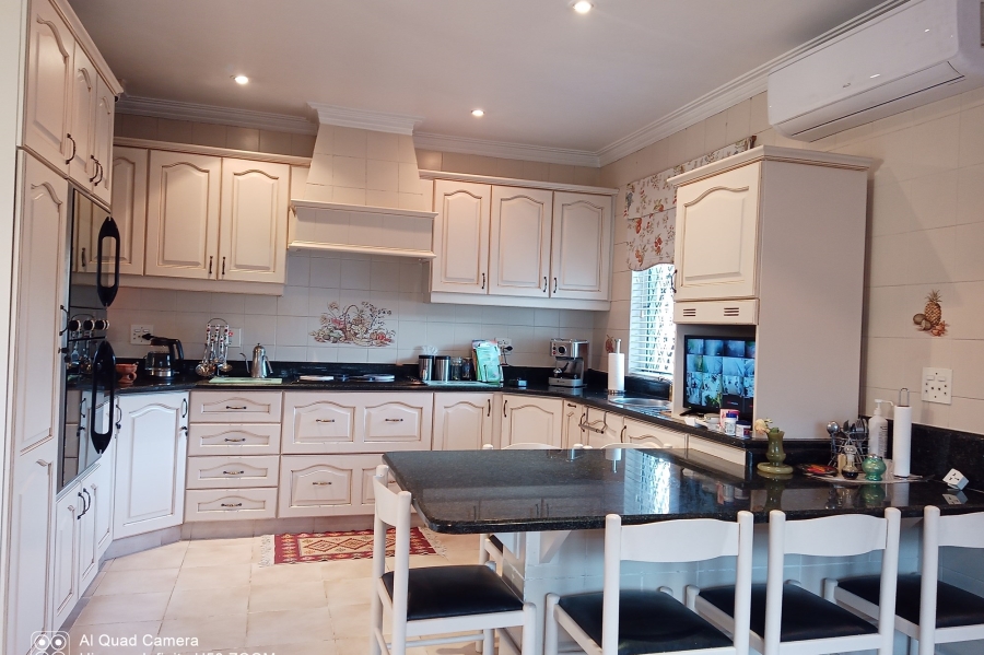9 Bedroom Property for Sale in Morningside KwaZulu-Natal