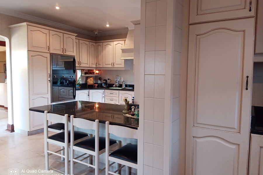 9 Bedroom Property for Sale in Morningside KwaZulu-Natal