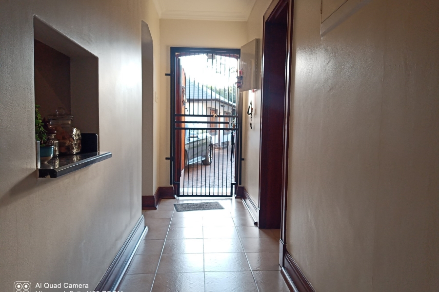 9 Bedroom Property for Sale in Morningside KwaZulu-Natal
