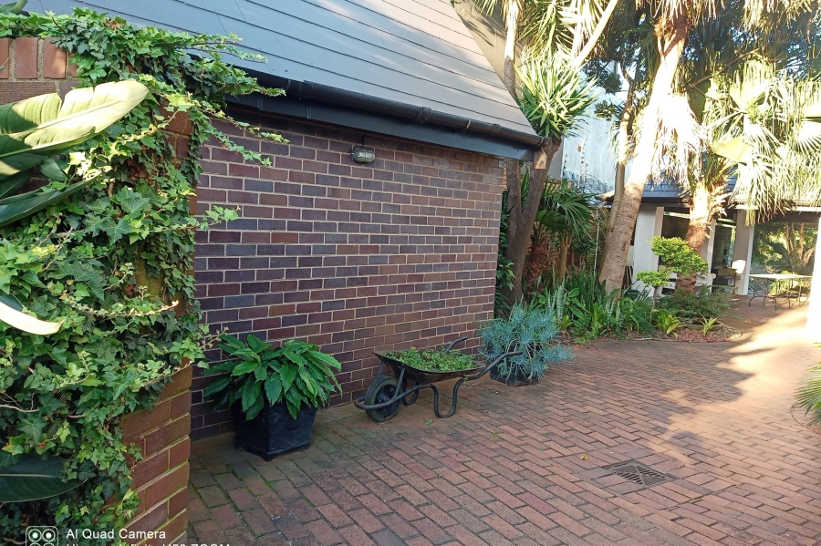 9 Bedroom Property for Sale in Morningside KwaZulu-Natal