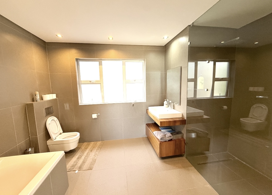4 Bedroom Property for Sale in Umhlanga KwaZulu-Natal