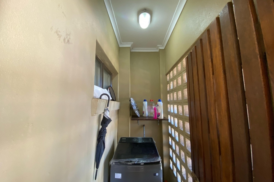 1 Bedroom Property for Sale in Palmiet KwaZulu-Natal