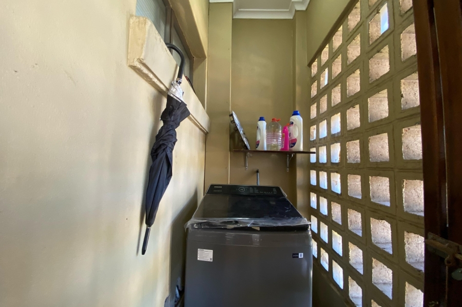 1 Bedroom Property for Sale in Palmiet KwaZulu-Natal