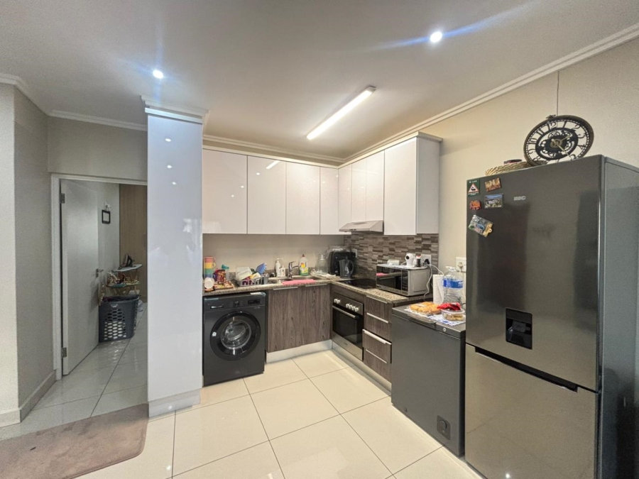 To Let 2 Bedroom Property for Rent in Umhlanga KwaZulu-Natal