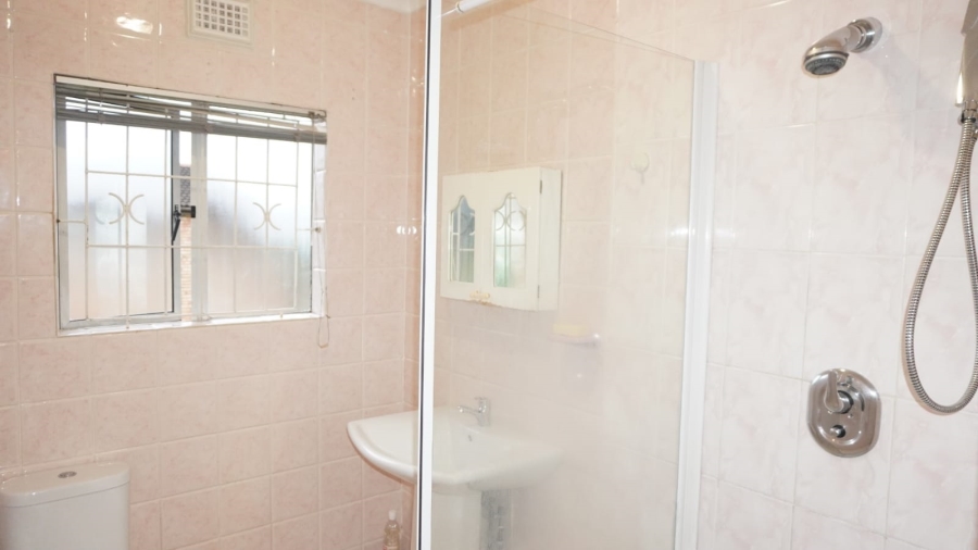 3 Bedroom Property for Sale in Memorial Park KwaZulu-Natal