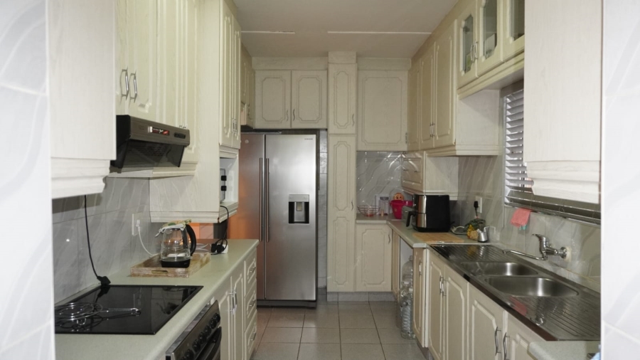 3 Bedroom Property for Sale in Memorial Park KwaZulu-Natal