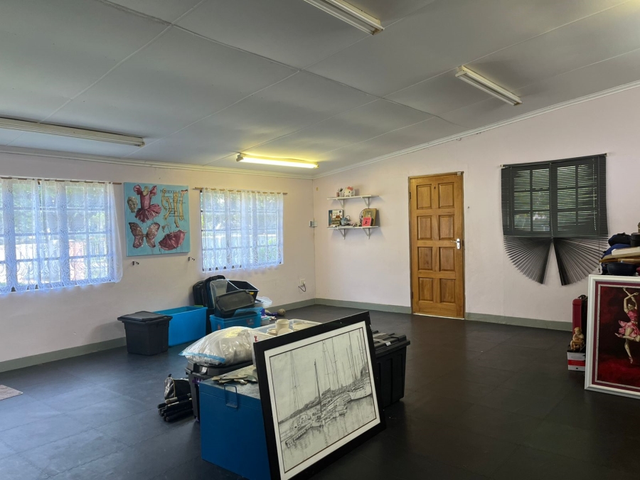 4 Bedroom Property for Sale in Meer En See KwaZulu-Natal