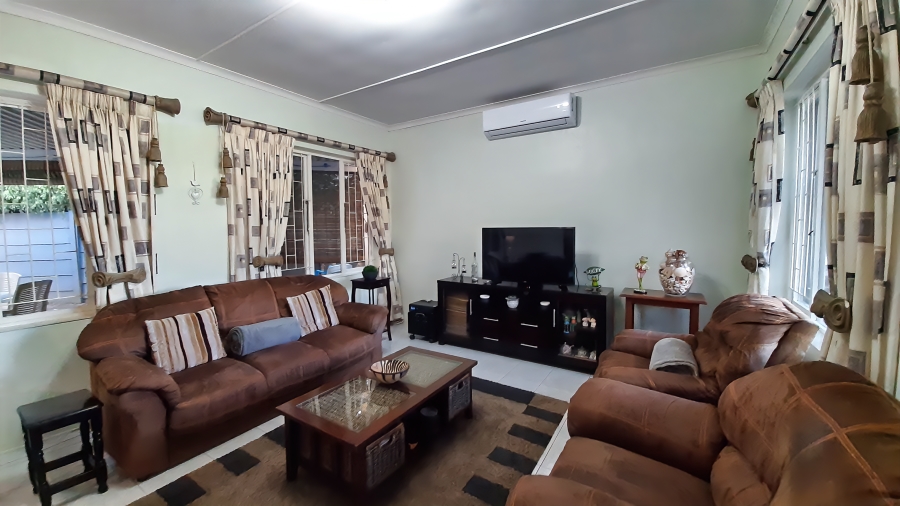4 Bedroom Property for Sale in Deepdale KwaZulu-Natal