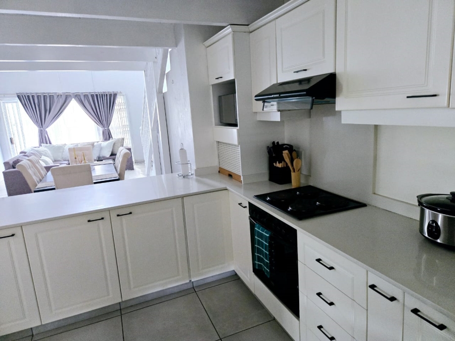 3 Bedroom Property for Sale in Ballito Central KwaZulu-Natal
