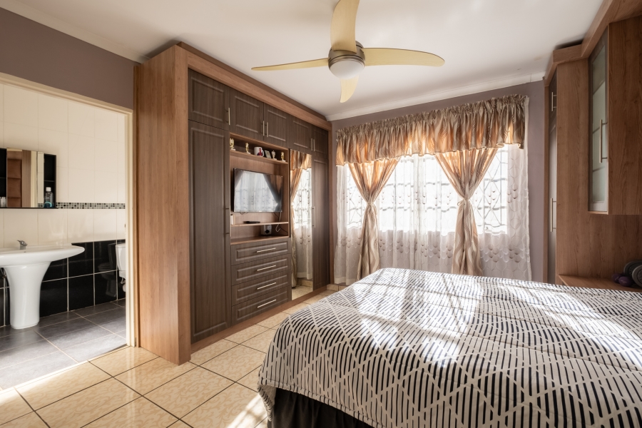 3 Bedroom Property for Sale in Howick West KwaZulu-Natal
