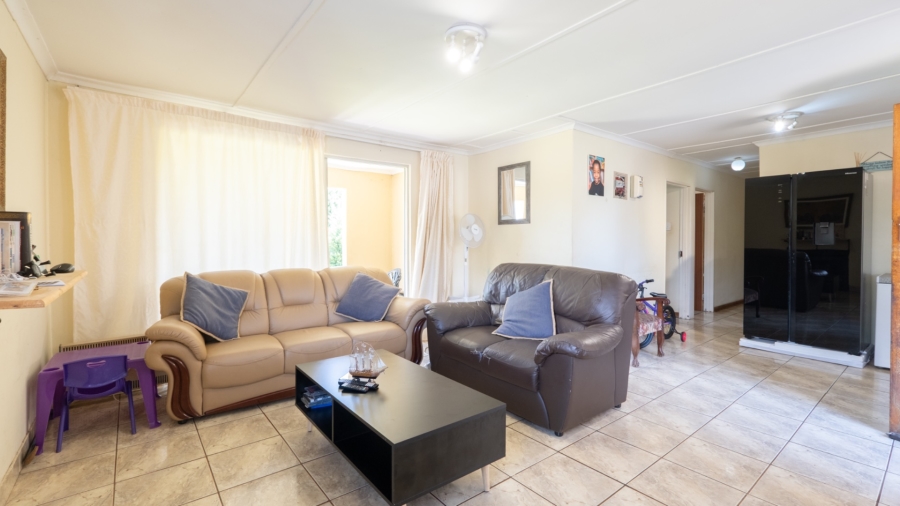 3 Bedroom Property for Sale in Greendale KwaZulu-Natal