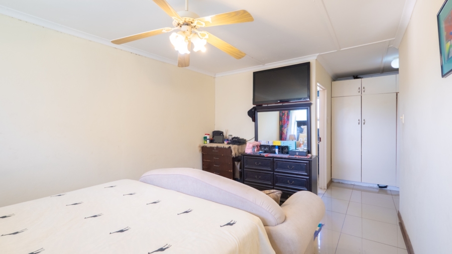 3 Bedroom Property for Sale in Greendale KwaZulu-Natal