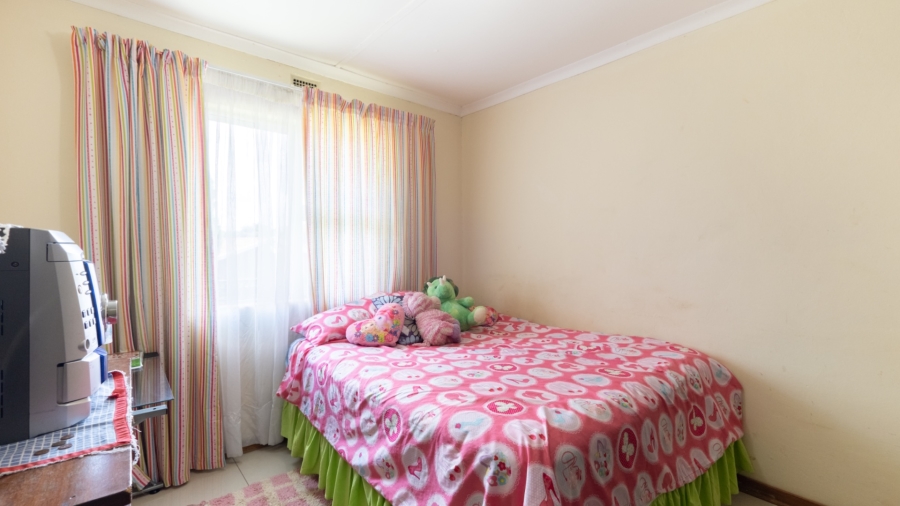 3 Bedroom Property for Sale in Greendale KwaZulu-Natal