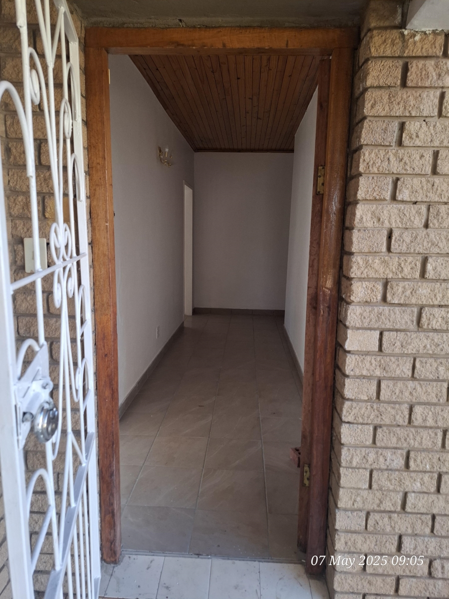 3 Bedroom Property for Sale in Lennoxton KwaZulu-Natal