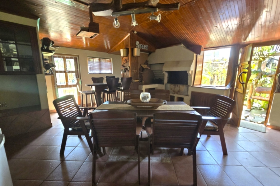 4 Bedroom Property for Sale in Meer En See KwaZulu-Natal