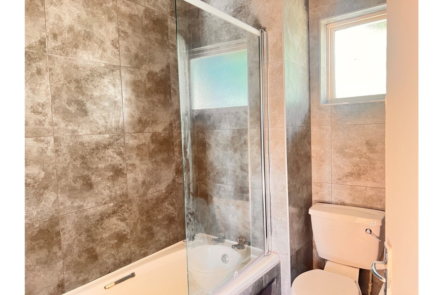 To Let 2 Bedroom Property for Rent in Morningside KwaZulu-Natal