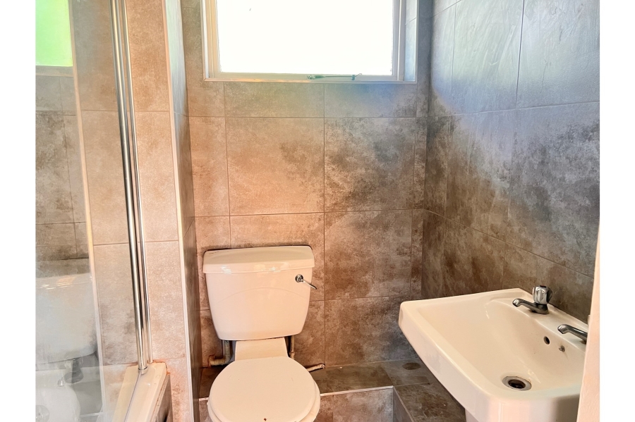 To Let 2 Bedroom Property for Rent in Morningside KwaZulu-Natal