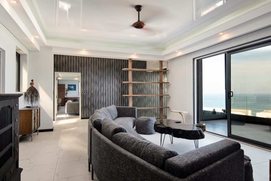 7 Bedroom Property for Sale in Shakas Rock KwaZulu-Natal