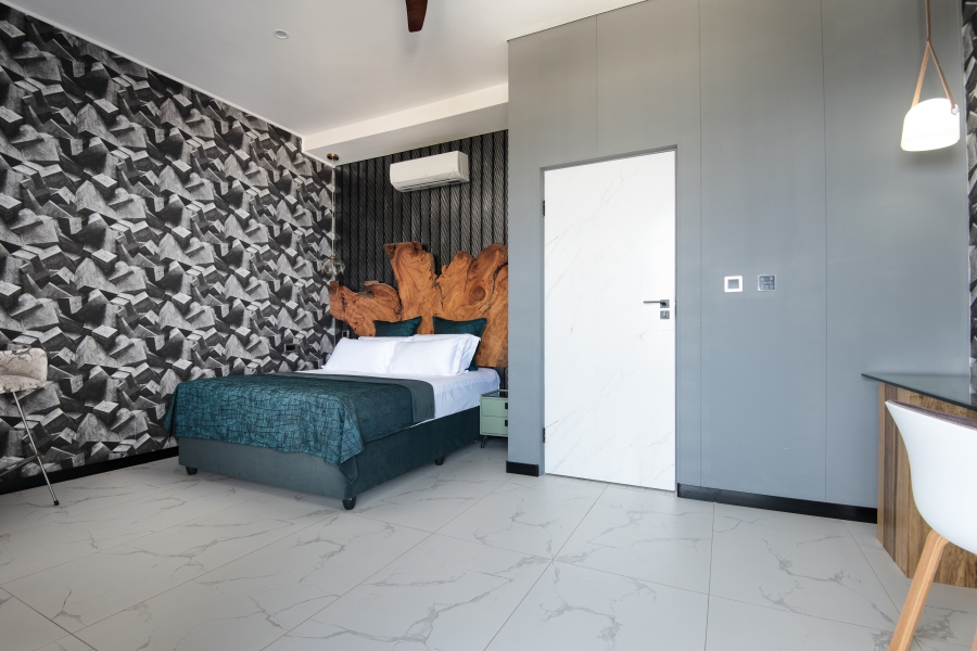 7 Bedroom Property for Sale in Shakas Rock KwaZulu-Natal