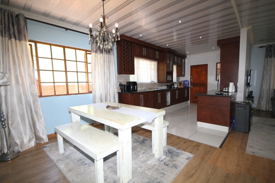 3 Bedroom Property for Sale in Amanzimtoti KwaZulu-Natal