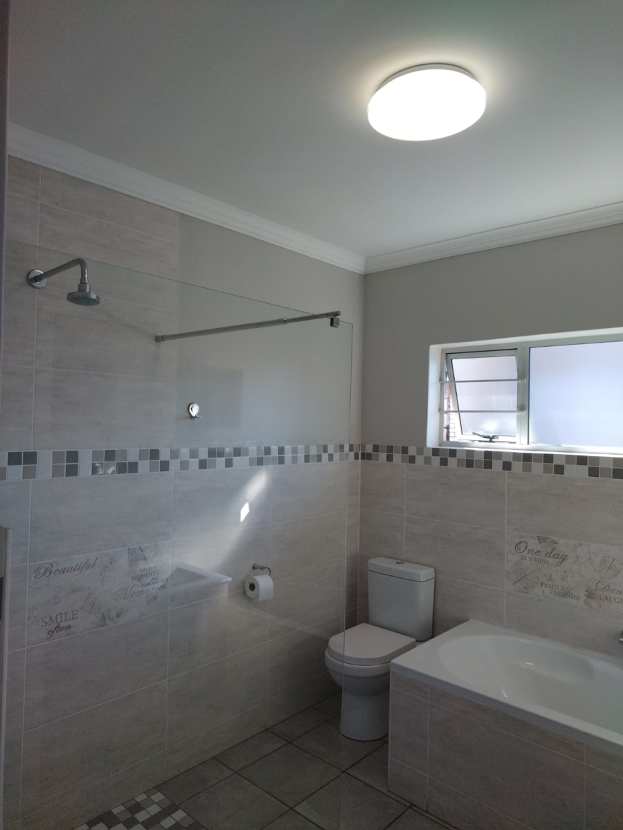 5 Bedroom Property for Sale in Bluff KwaZulu-Natal