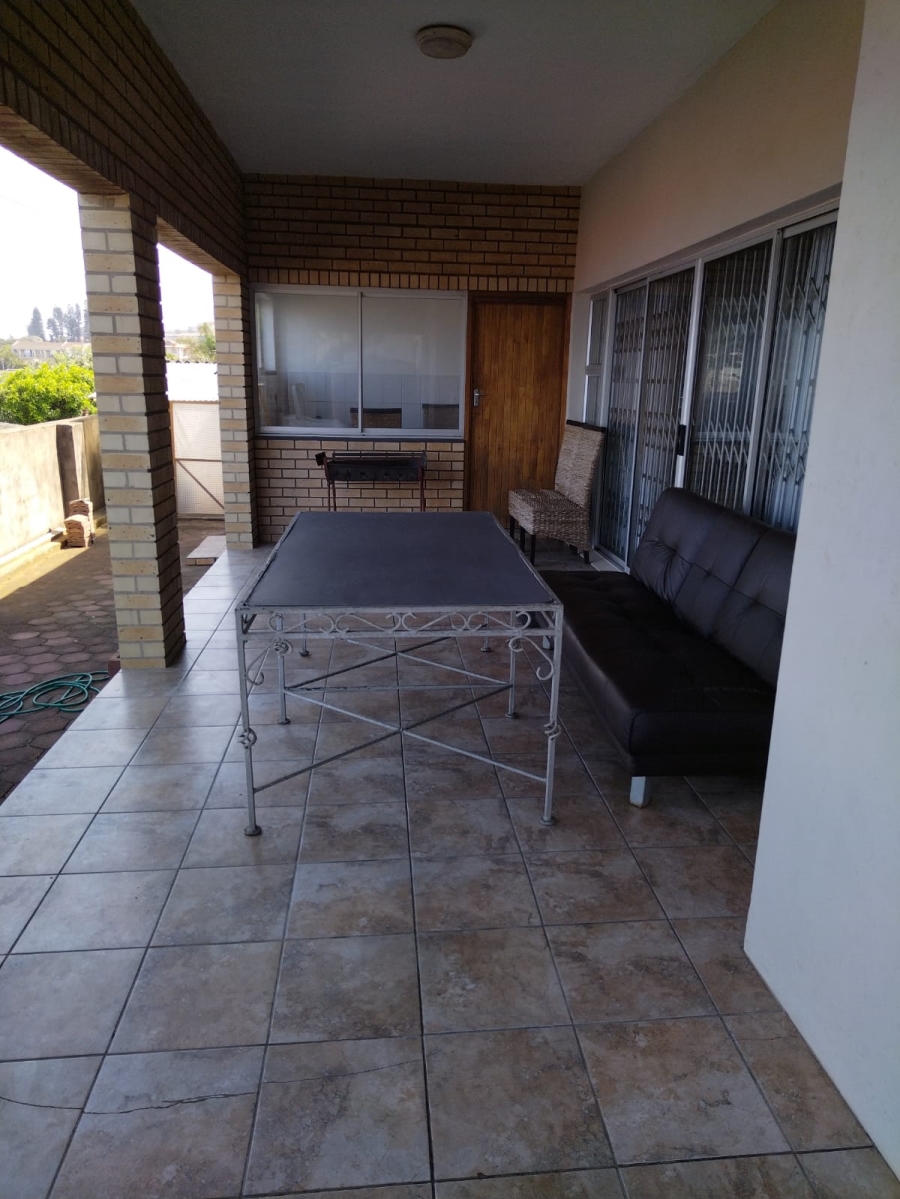 5 Bedroom Property for Sale in Bluff KwaZulu-Natal