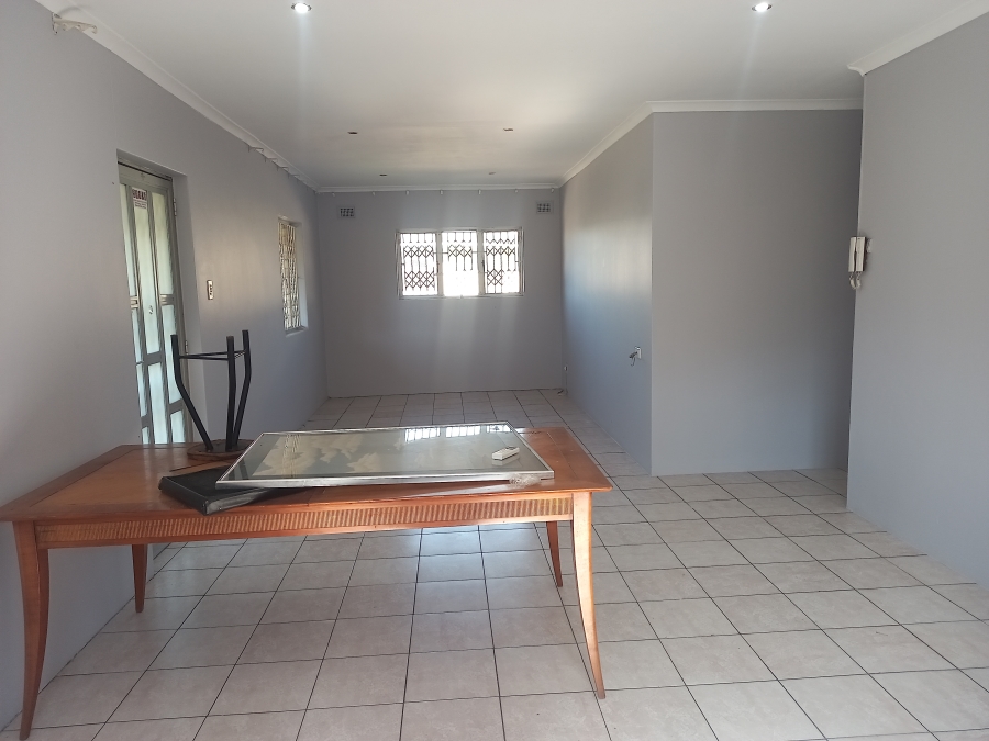 To Let 3 Bedroom Property for Rent in Avoca Hills KwaZulu-Natal