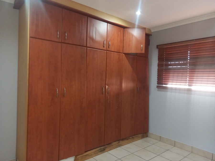 To Let 3 Bedroom Property for Rent in Avoca Hills KwaZulu-Natal