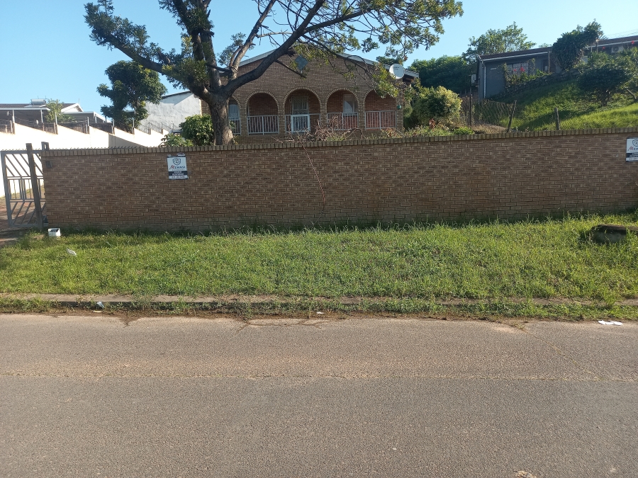 To Let 3 Bedroom Property for Rent in Avoca Hills KwaZulu-Natal
