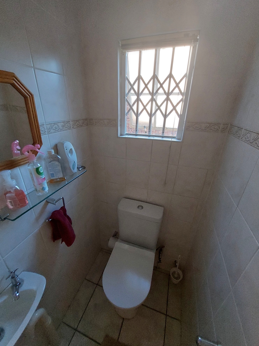 3 Bedroom Property for Sale in Hayfields KwaZulu-Natal
