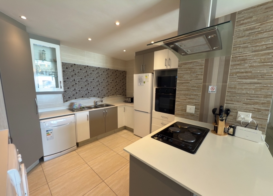 4 Bedroom Property for Sale in Umhlanga KwaZulu-Natal