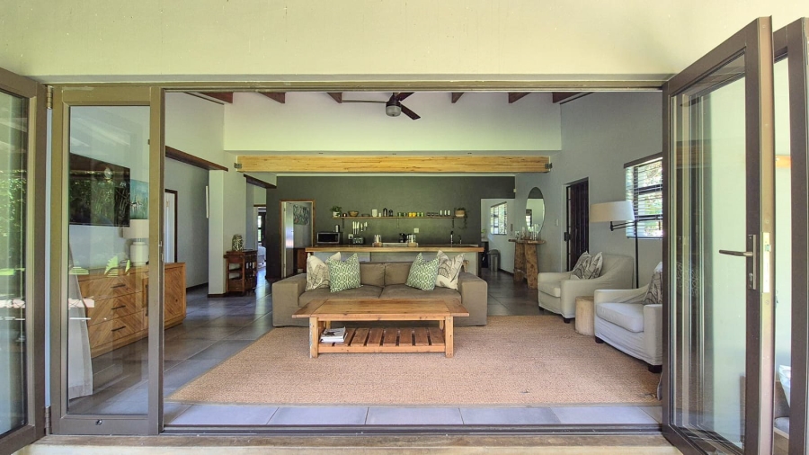 5 Bedroom Property for Sale in Compensation Beach KwaZulu-Natal