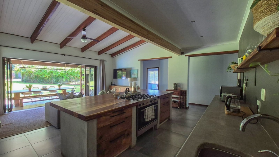 5 Bedroom Property for Sale in Compensation Beach KwaZulu-Natal
