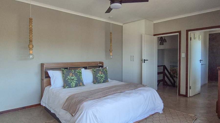 5 Bedroom Property for Sale in Compensation Beach KwaZulu-Natal