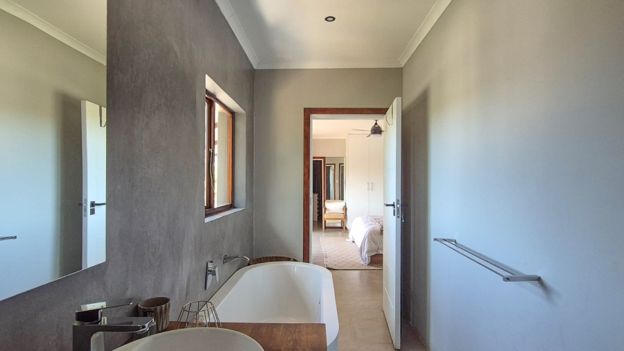 5 Bedroom Property for Sale in Compensation Beach KwaZulu-Natal