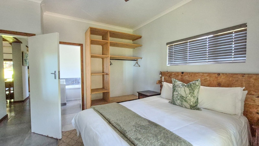 5 Bedroom Property for Sale in Compensation Beach KwaZulu-Natal