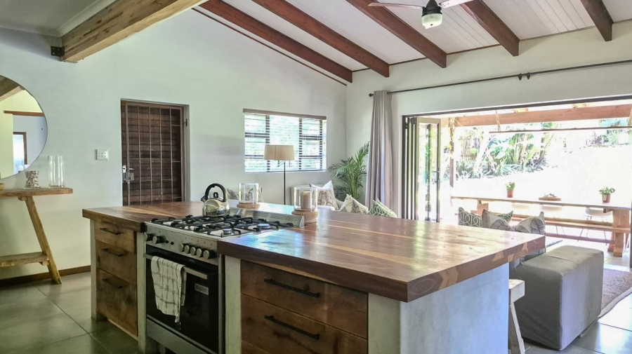 5 Bedroom Property for Sale in Compensation Beach KwaZulu-Natal
