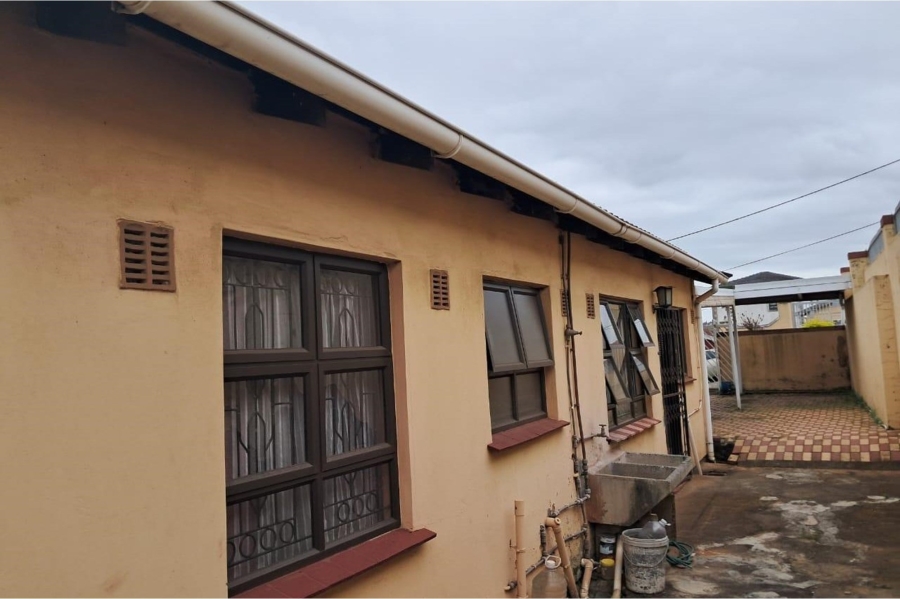 To Let 2 Bedroom Property for Rent in Orient Hills KwaZulu-Natal