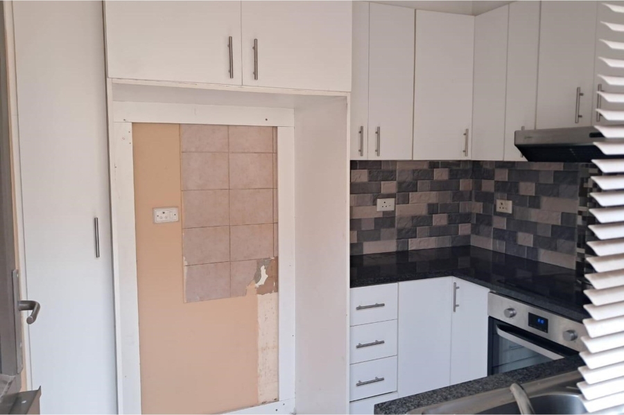 To Let 2 Bedroom Property for Rent in Orient Hills KwaZulu-Natal