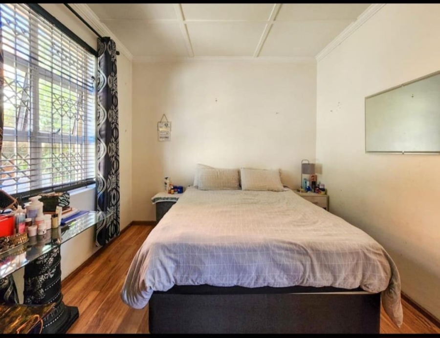 5 Bedroom Property for Sale in Umbilo KwaZulu-Natal