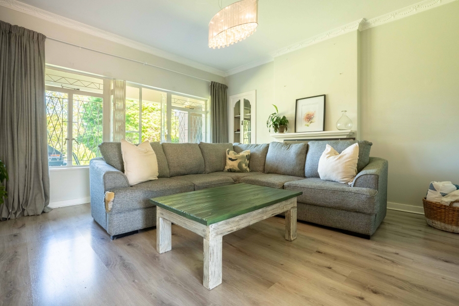 2 Bedroom Property for Sale in Kloof KwaZulu-Natal