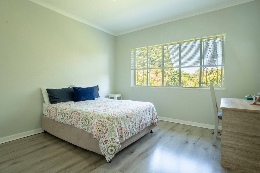 2 Bedroom Property for Sale in Kloof KwaZulu-Natal