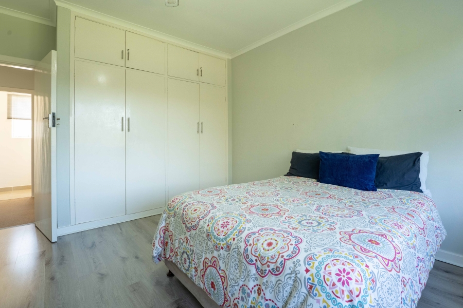 2 Bedroom Property for Sale in Kloof KwaZulu-Natal