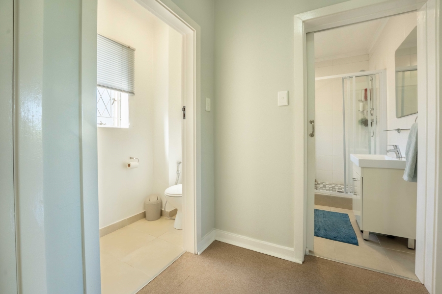 2 Bedroom Property for Sale in Kloof KwaZulu-Natal